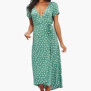 NWT Billabong Wrap Midi Dress